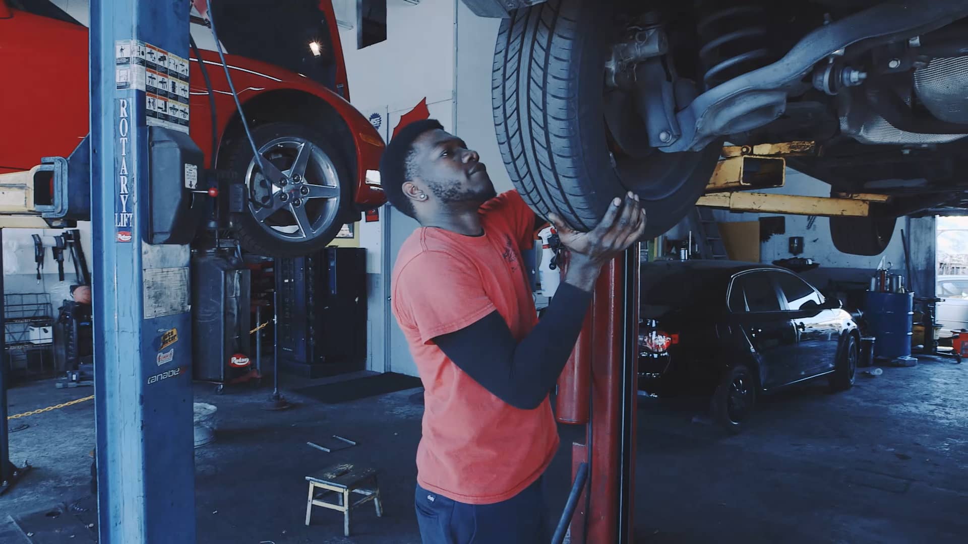 Auto Repair Online Commercial on Vimeo