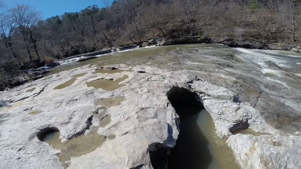 Kayaking Swamp creek in Rockford Alabama at low water. on Vimeo