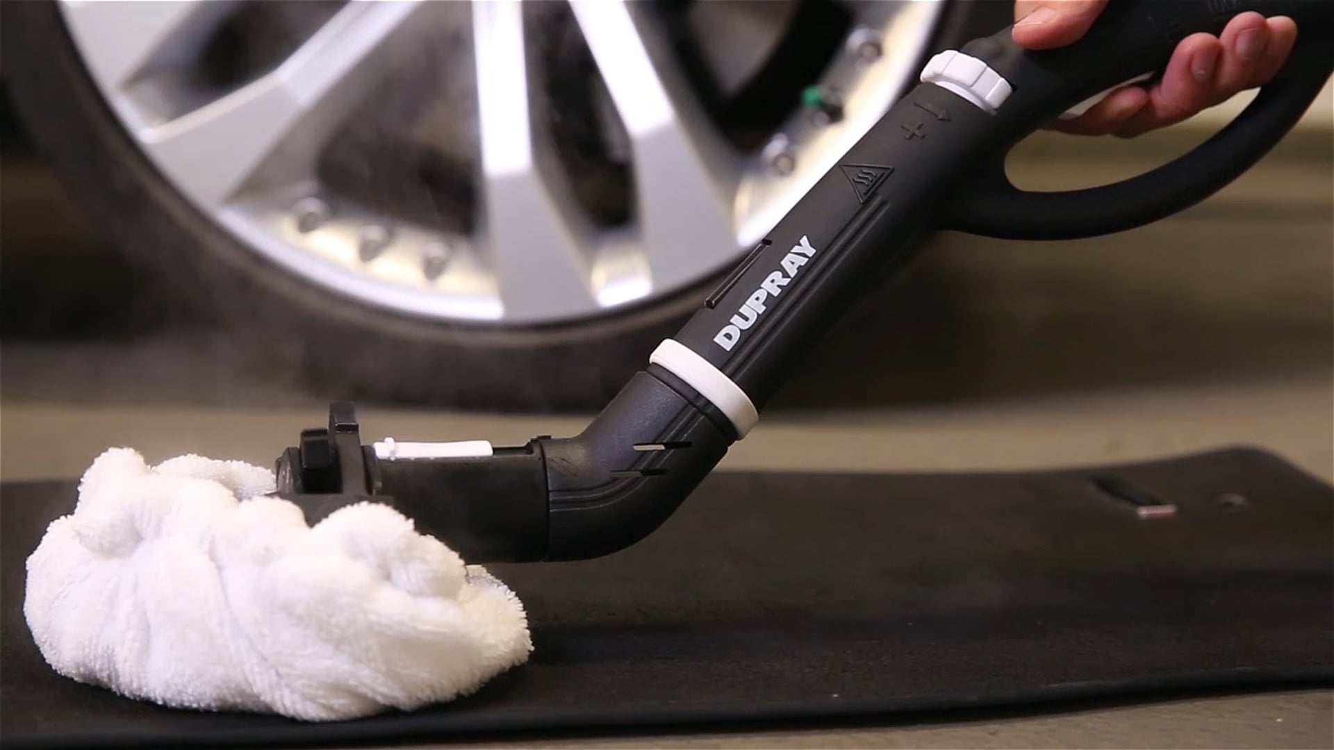 How to Clean a Car Carpet with a Steam Cleaner