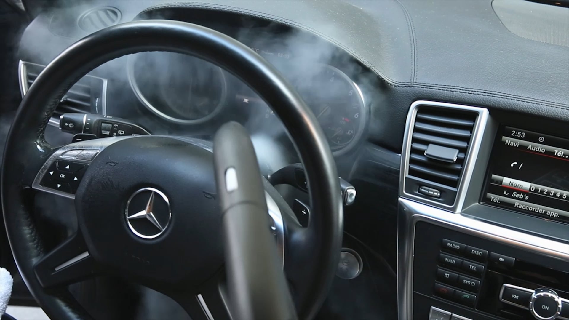 How to Clean a Car Dashboard with a Steam Cleaner