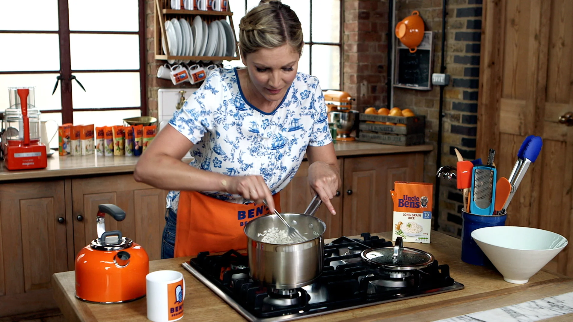 How to Cook Rice on the Stove (VIDEO) 