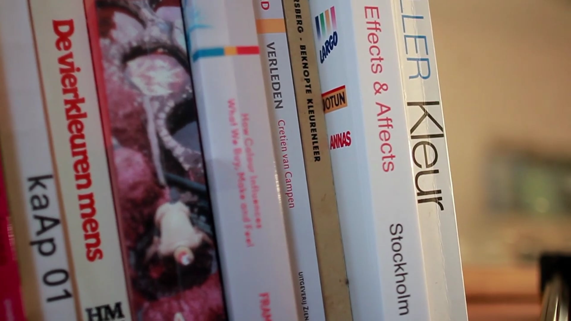 Switch the movie (documentary about the re-scholing for dancers in Netherlands)