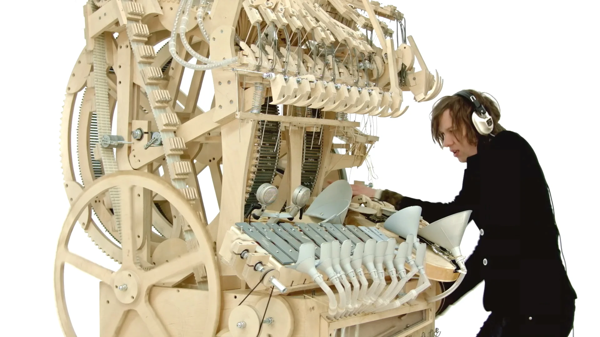 This Ludicrous New Instrument Makes Music with 2,000 Marbles