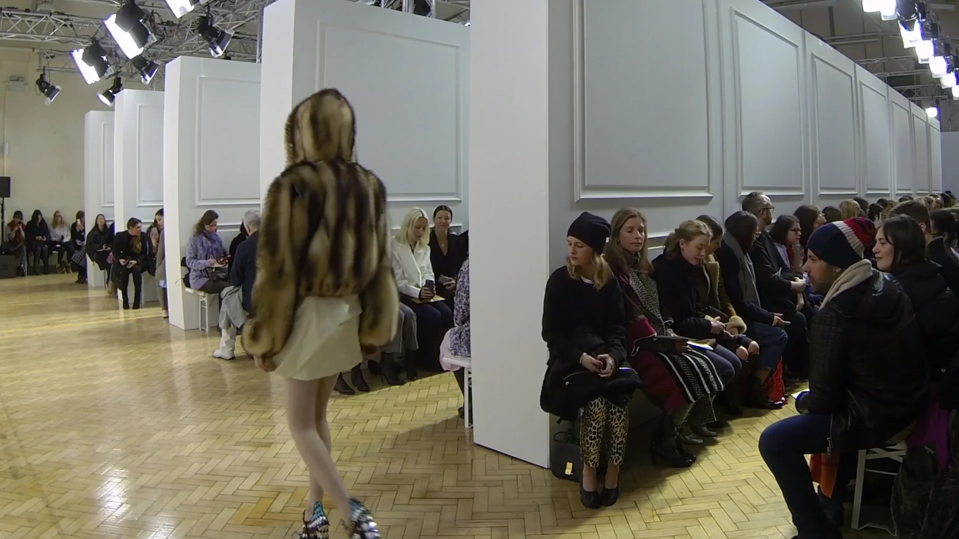 JW Anderson AW16 Womenswear Show