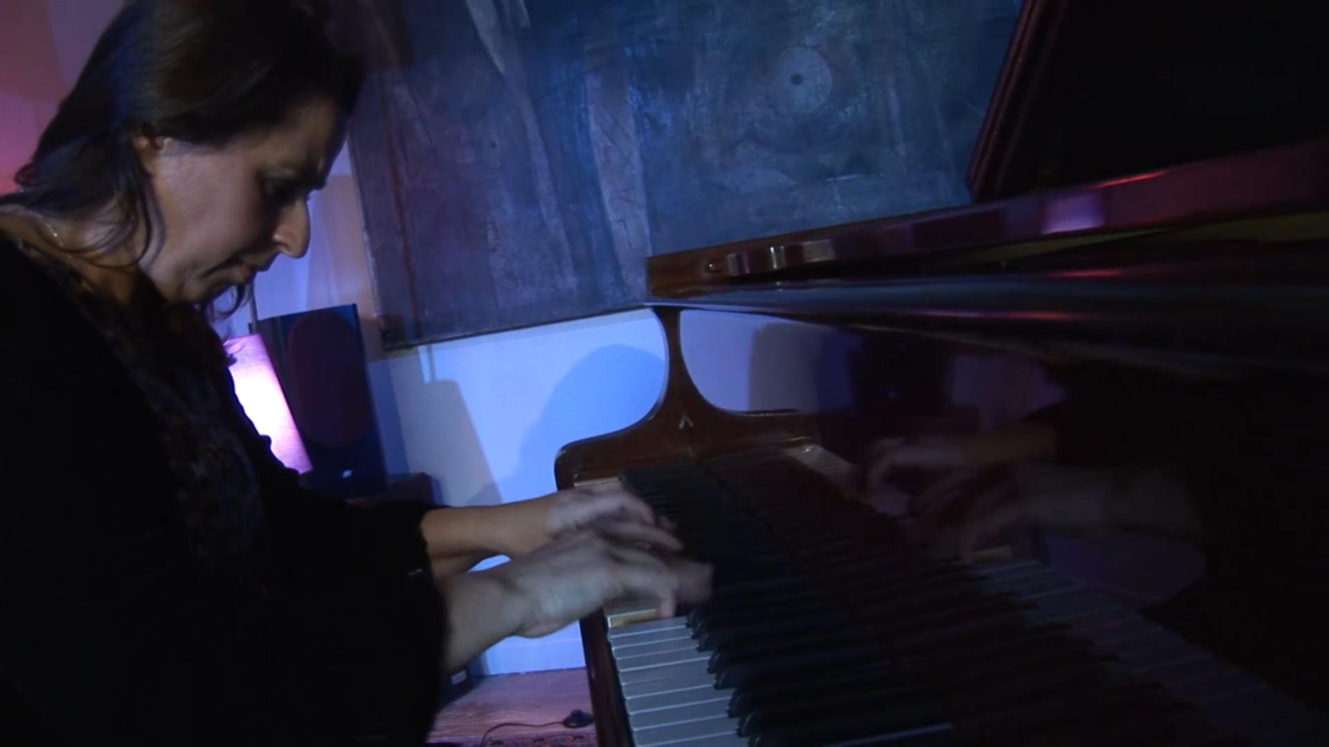 Laurence Oldak play "Entrelacs"de Kiril Zaborov