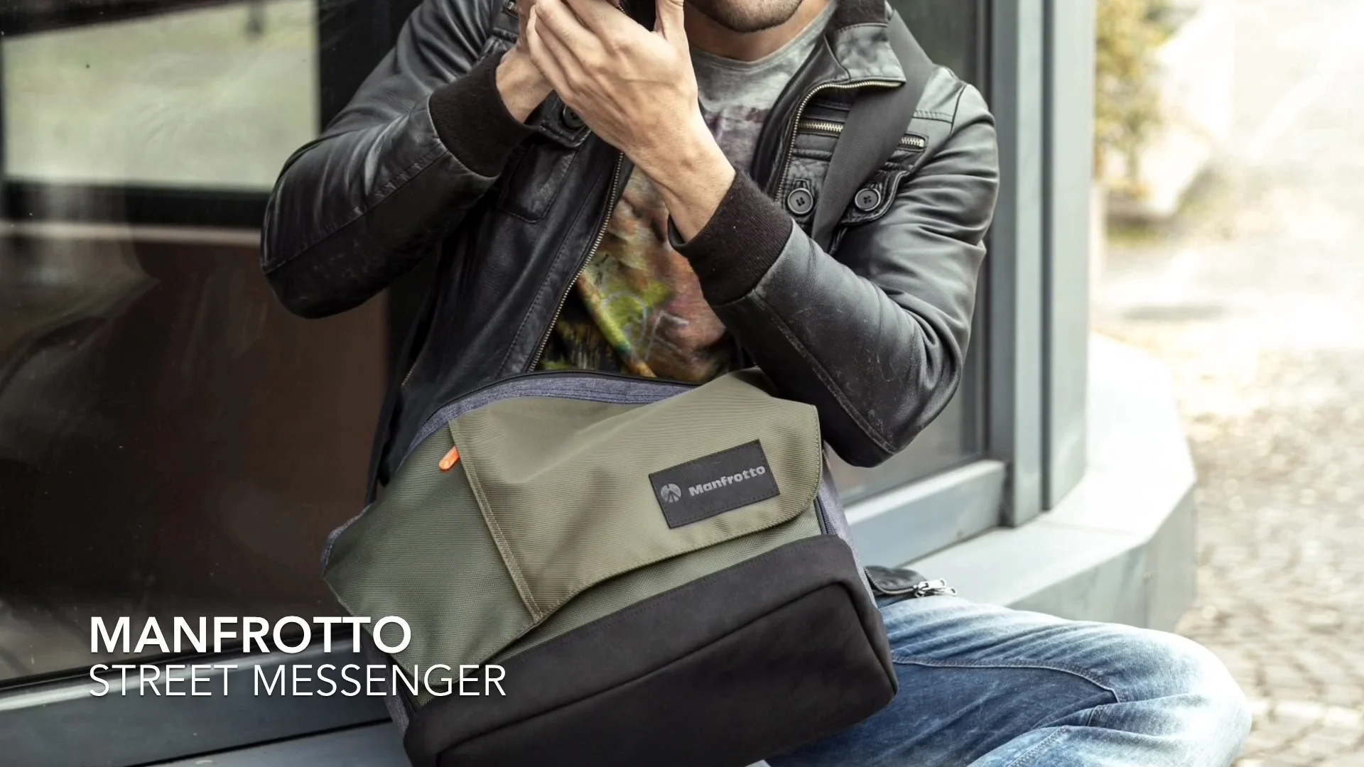 Discover the Manfrotto Street Messenger