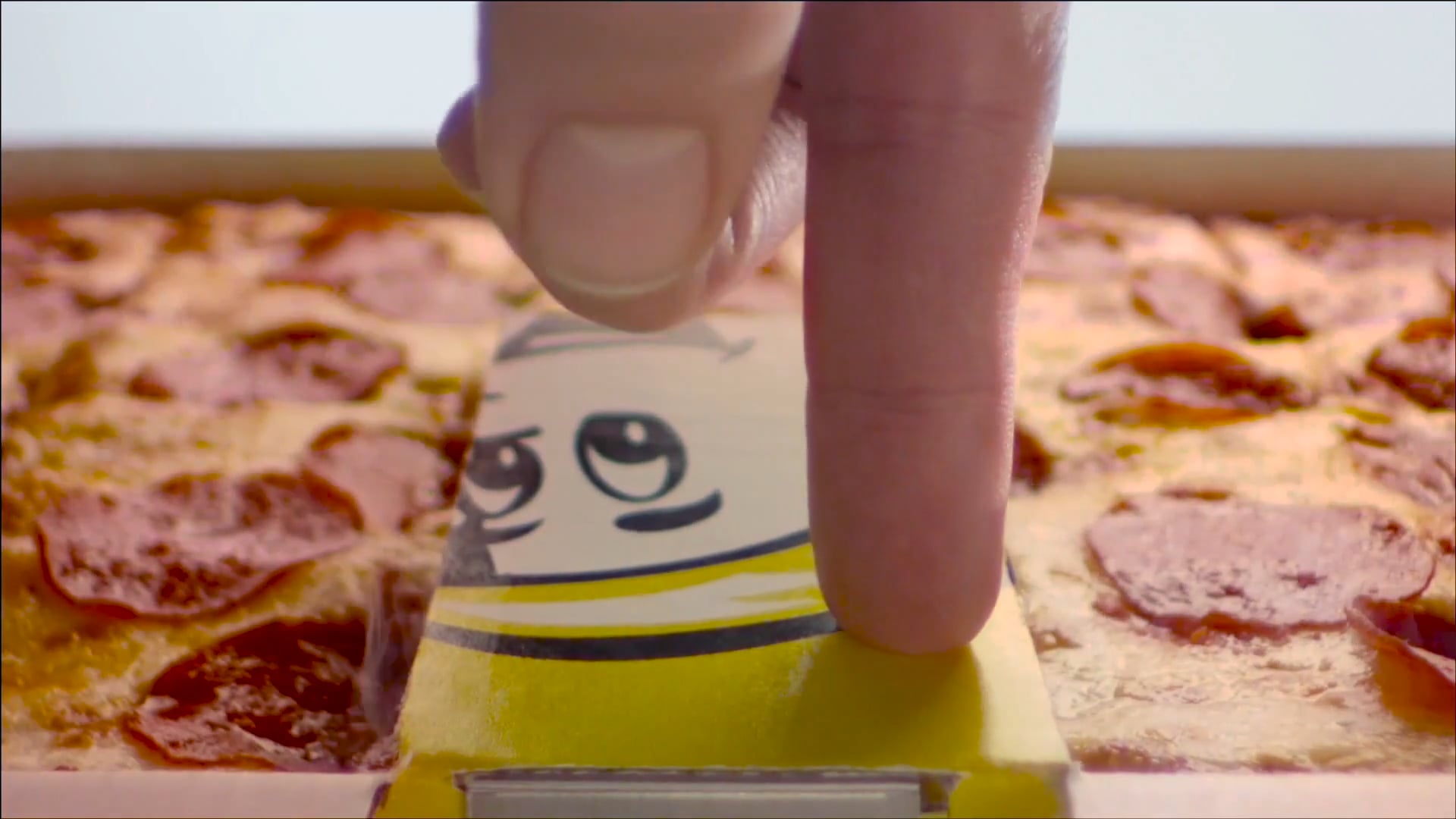 Hungry Howies - "Dive In" :30