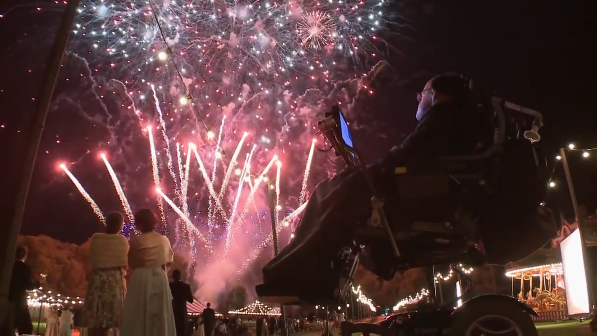 The Theory of Everything Featurette - Stephen Hawking s Set Visit (2014) - Eddie Redmayne