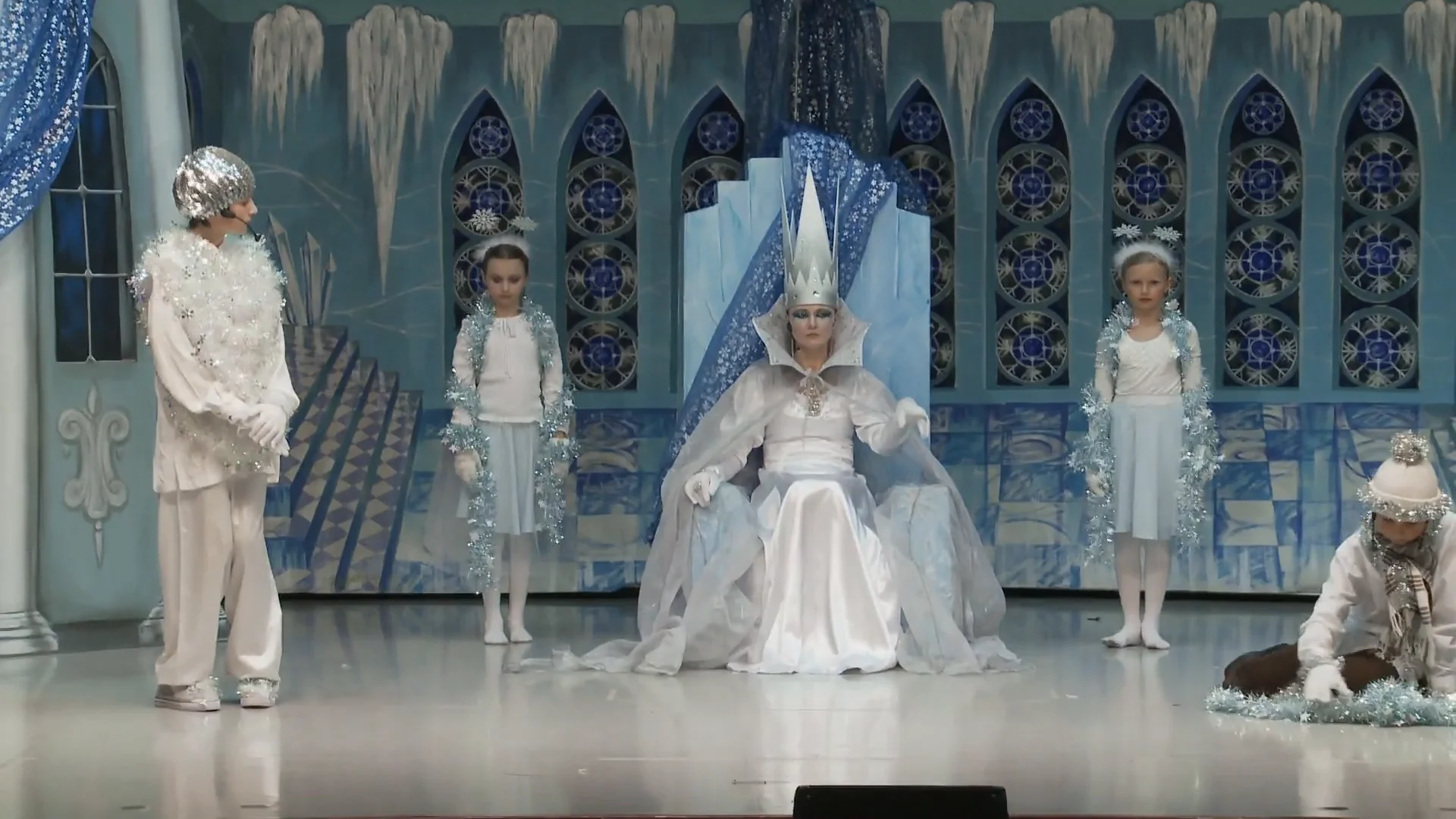 малый театр снежная королева