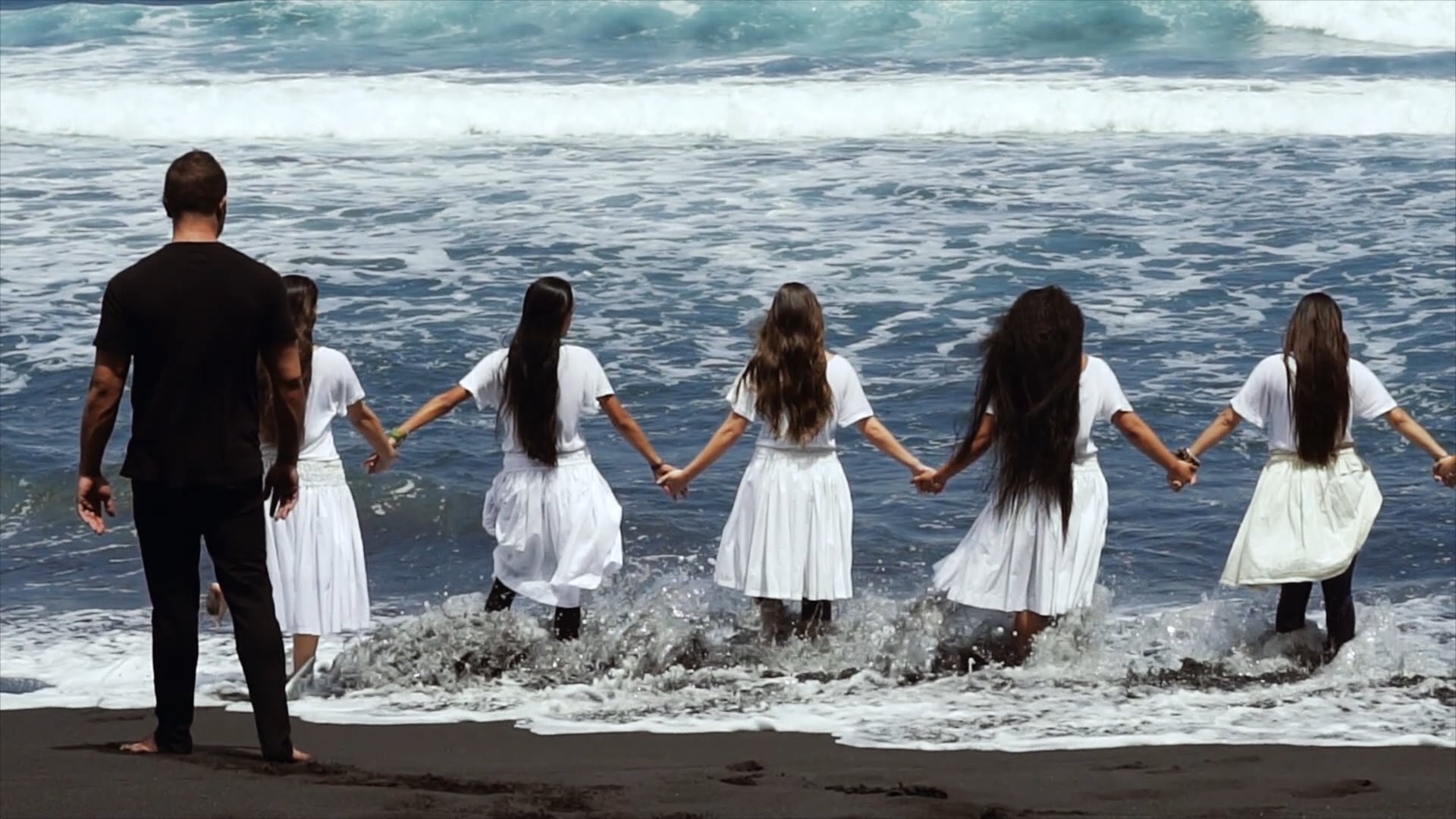 Halau ManaOla — Hula documented for The Wall Street Journal