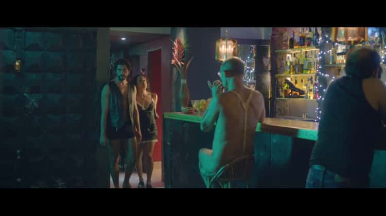 750px x 421px - KIKI, EL AMOR SE HACE - CLIP9 - Local de sexo on Vimeo