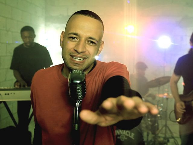 Breakaway Music video Shot on the Canon 7D