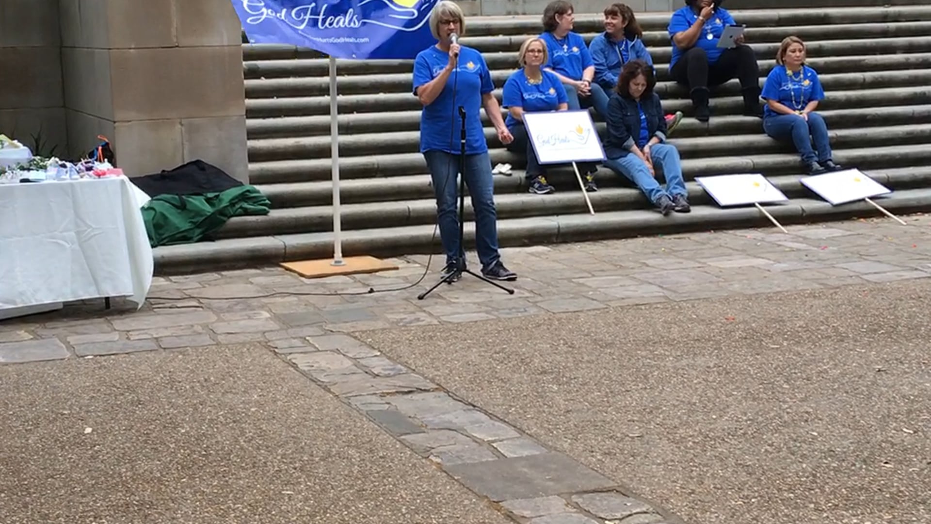 Saundra Decker Speaks at Univ of Texas