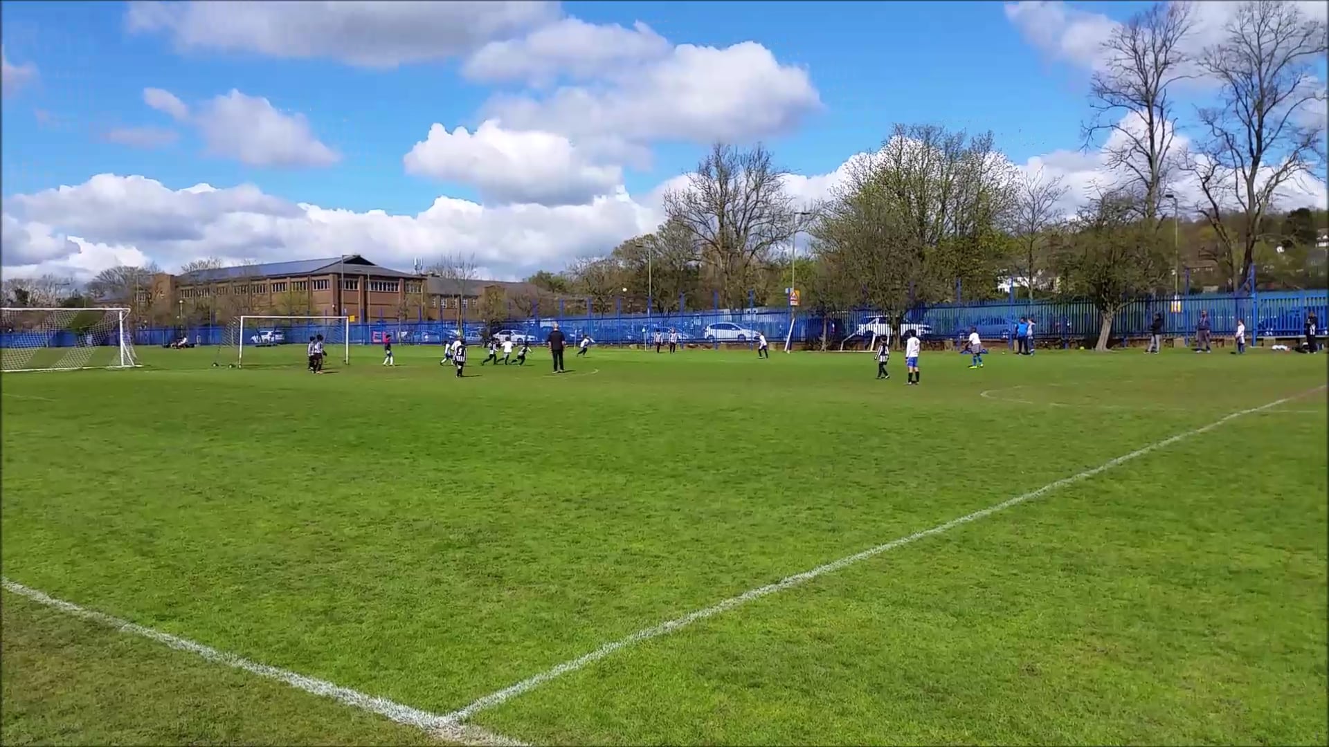 Hampstead FC 17 April 2016 Hanwell Youth U10 on Vimeo