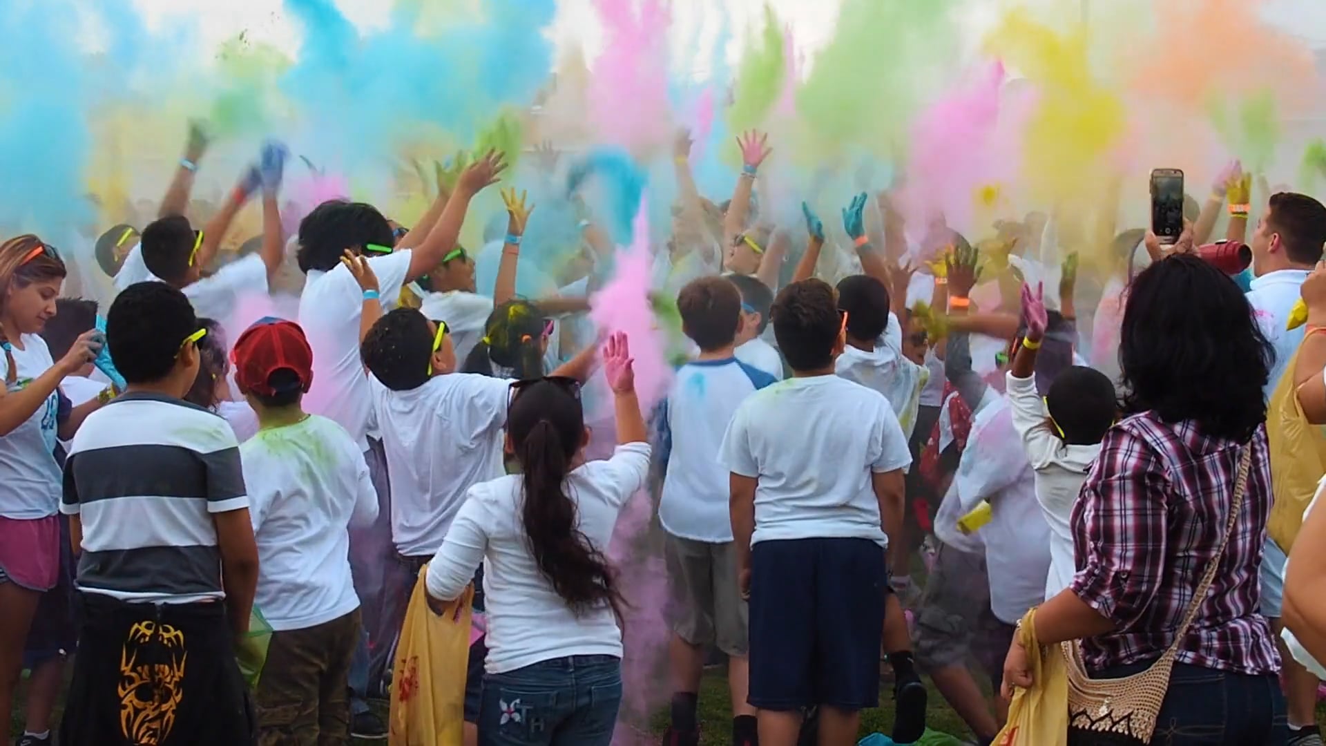 John R Good Elementary 5K Color Run on Vimeo