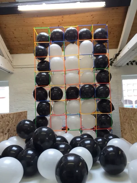 Experiment 006 – Space displacing form on Vimeo