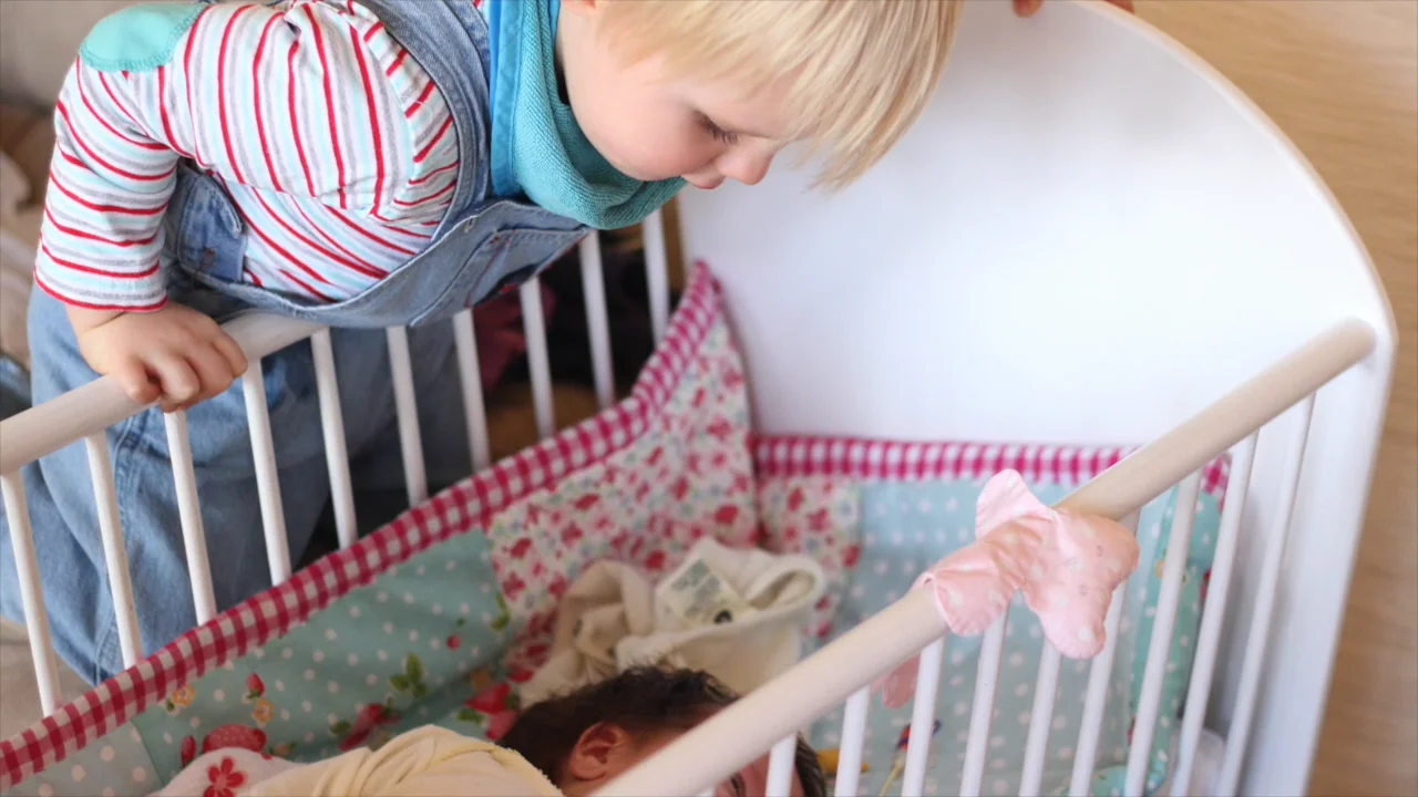 Eléa's first year on Vimeo