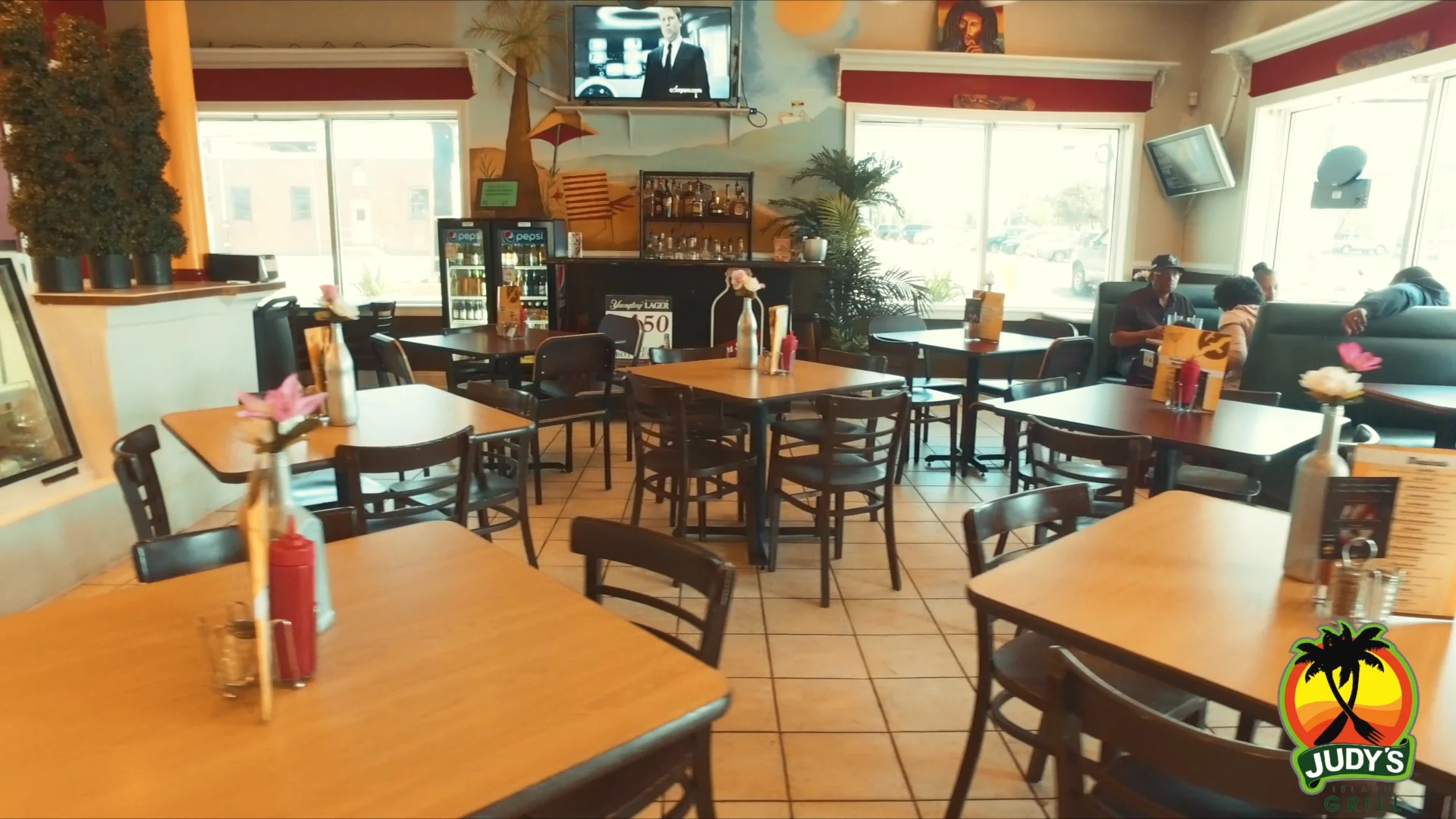 JUDY'S ISLAND GRILL on Vimeo