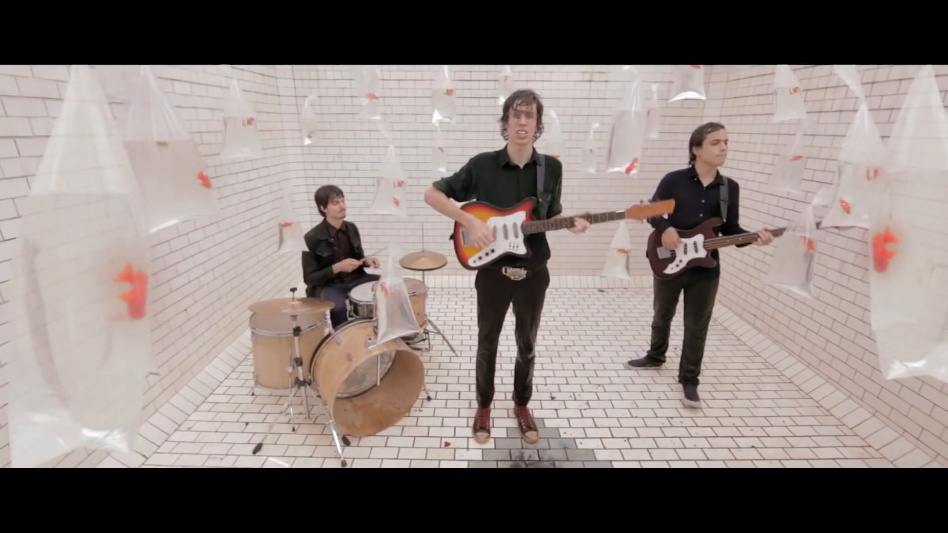 O TERNO - 66 (CLIPE OFICIAL)