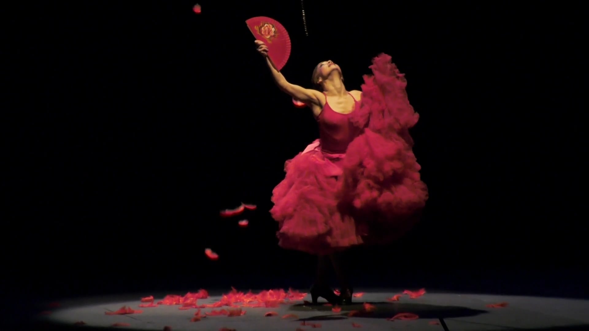 Como hacer volantes de flamenca efecto clavel