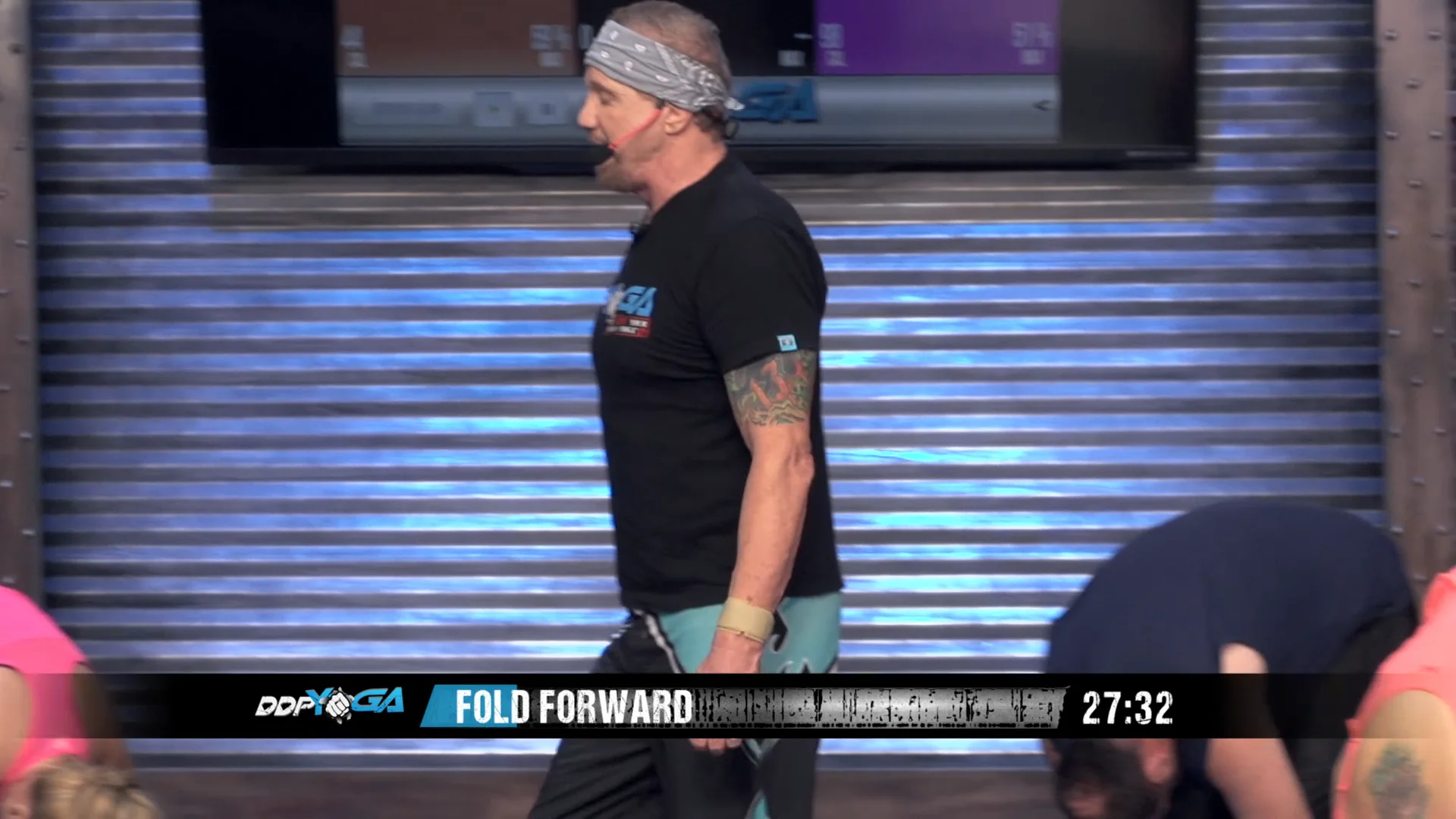 Aaron Rift reviews the DDP Yoga (@DDPYoga) 2.0 DVD set 