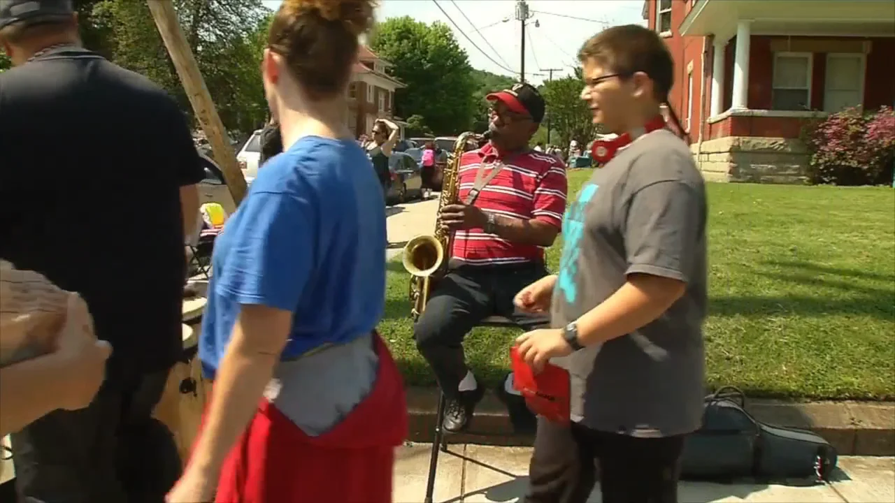 26th Annual East End Yard Sale Charleston, WV on Vimeo