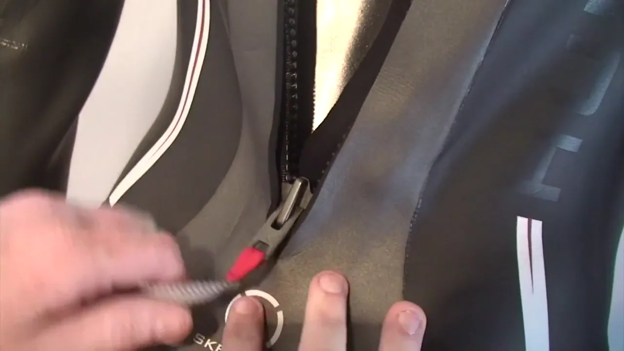 Huub Breakaway Zipper tutorial on Vimeo