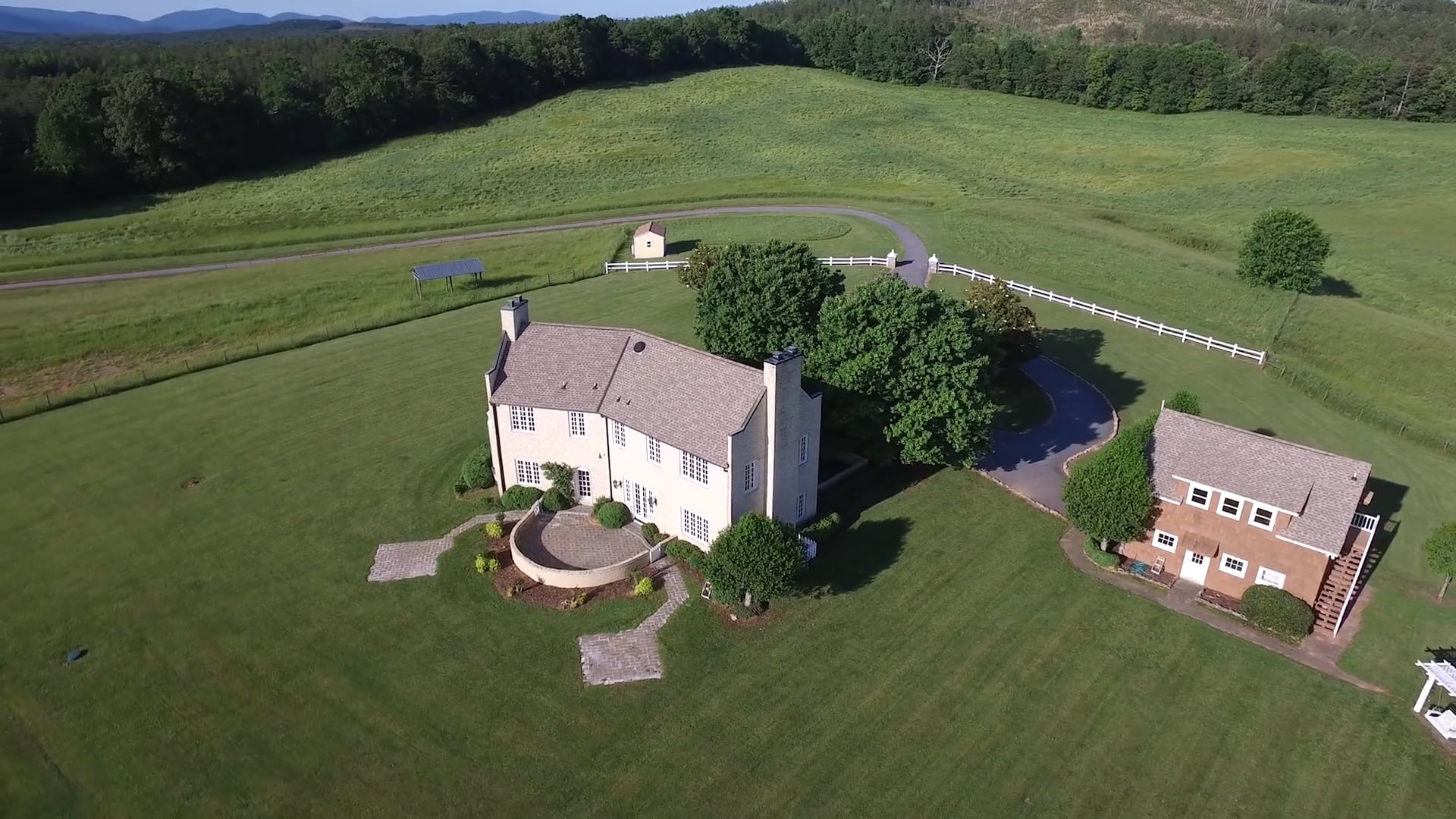 1544 Bailey Waters Rd on Vimeo