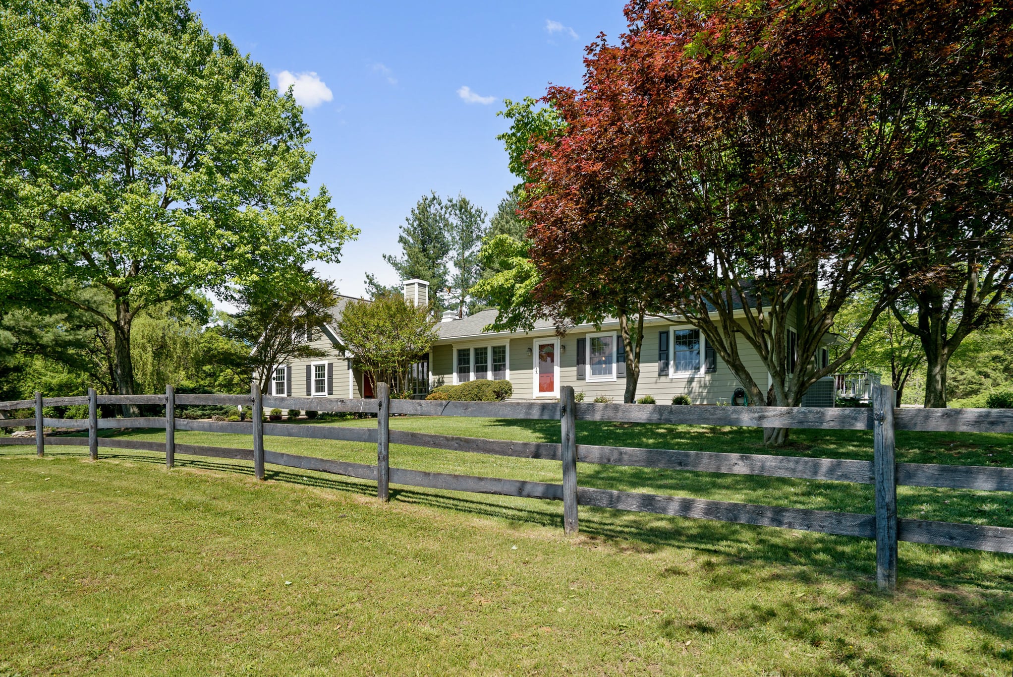 22772 Evergreen Mills Rd Leesburg VA on Vimeo