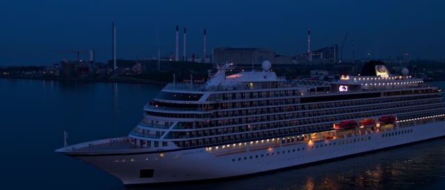 Nordhavn at Dusk With Music