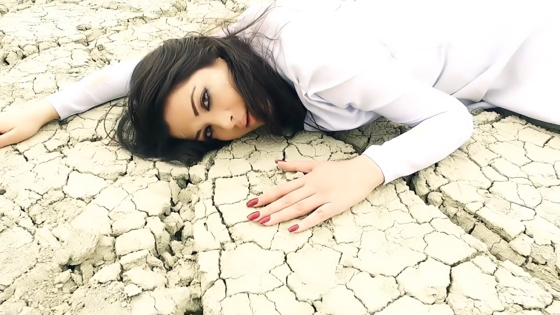 Ne Nago - Ghezaal Enayat – Ghezaal Enayat | Afghan Music Video ...