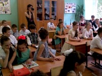 школьники в классе. российская школа. школа 2 грабово пензенской области. школа 30 сызрань. открытие движения первых в школе.