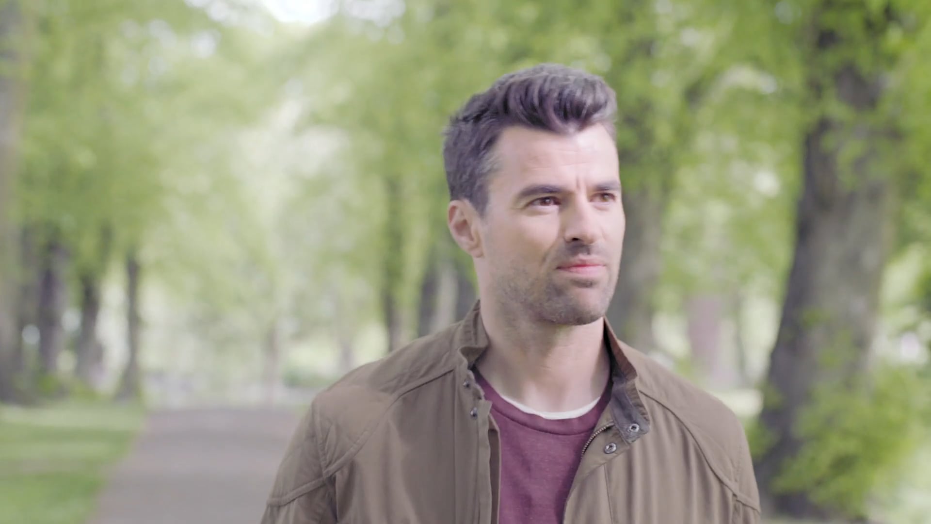 Sony Xperia TVC ft Steve Jones