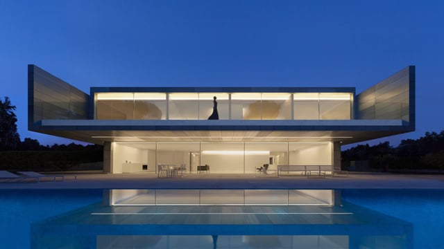 Teaser Trailer. Aluminum House by Fran Silvestre Arquitectos