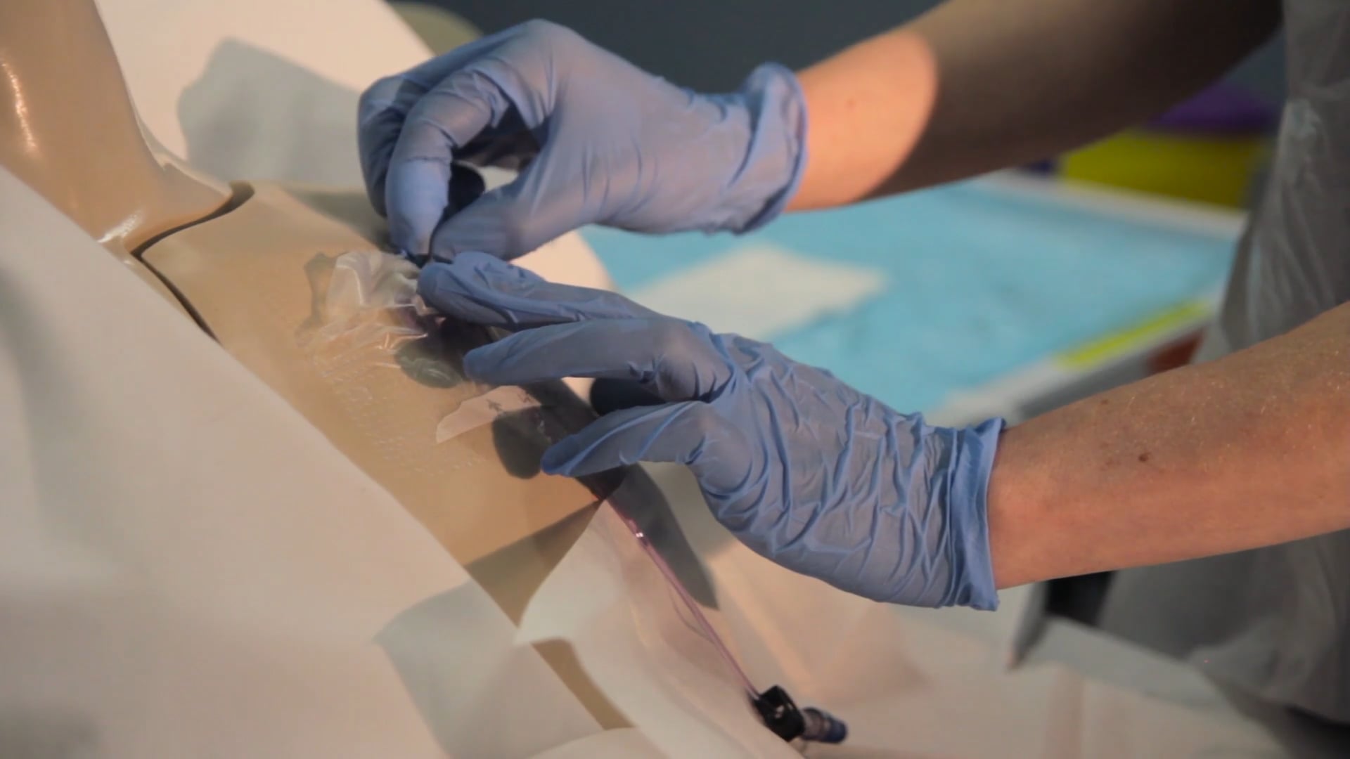 How to flush and remove a port needle on Vimeo