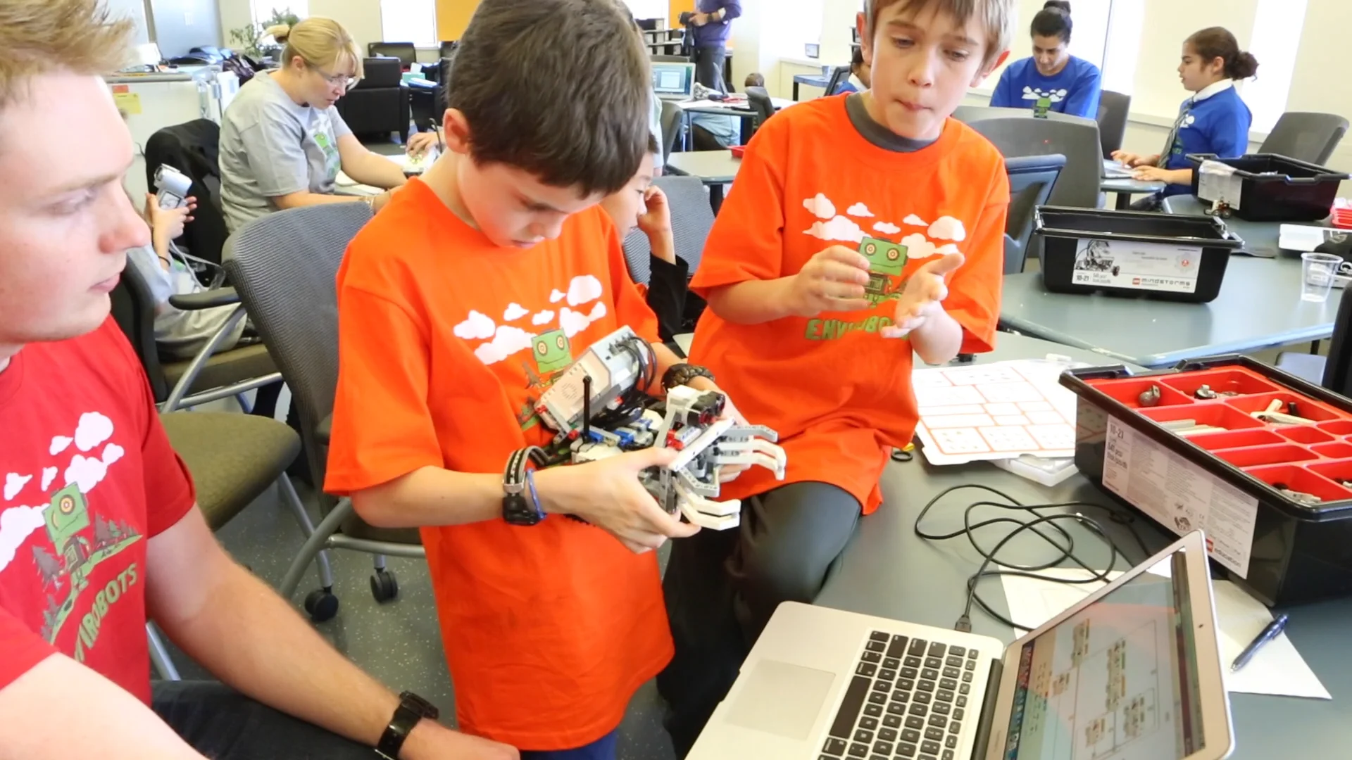 Children Designing and Coding for Robotics on Vimeo