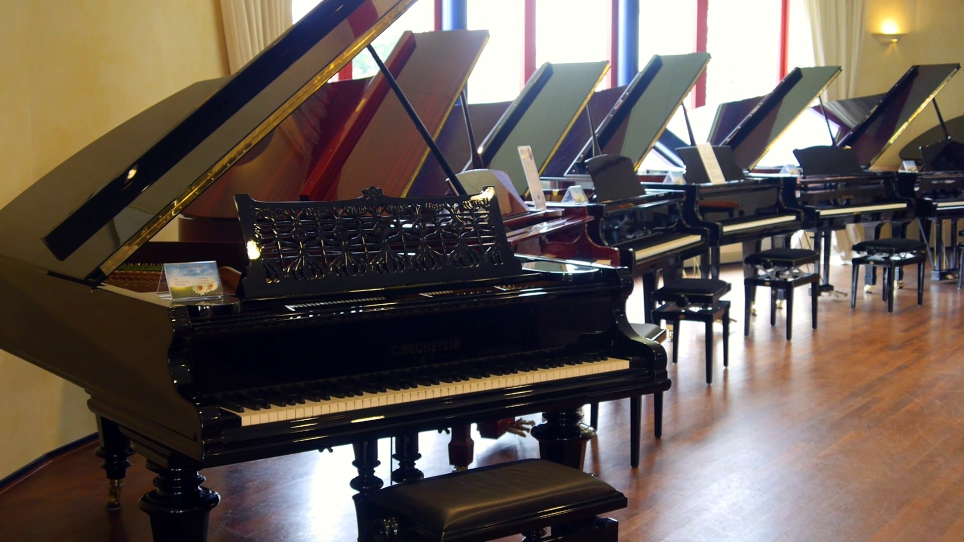 Ypma Piano's