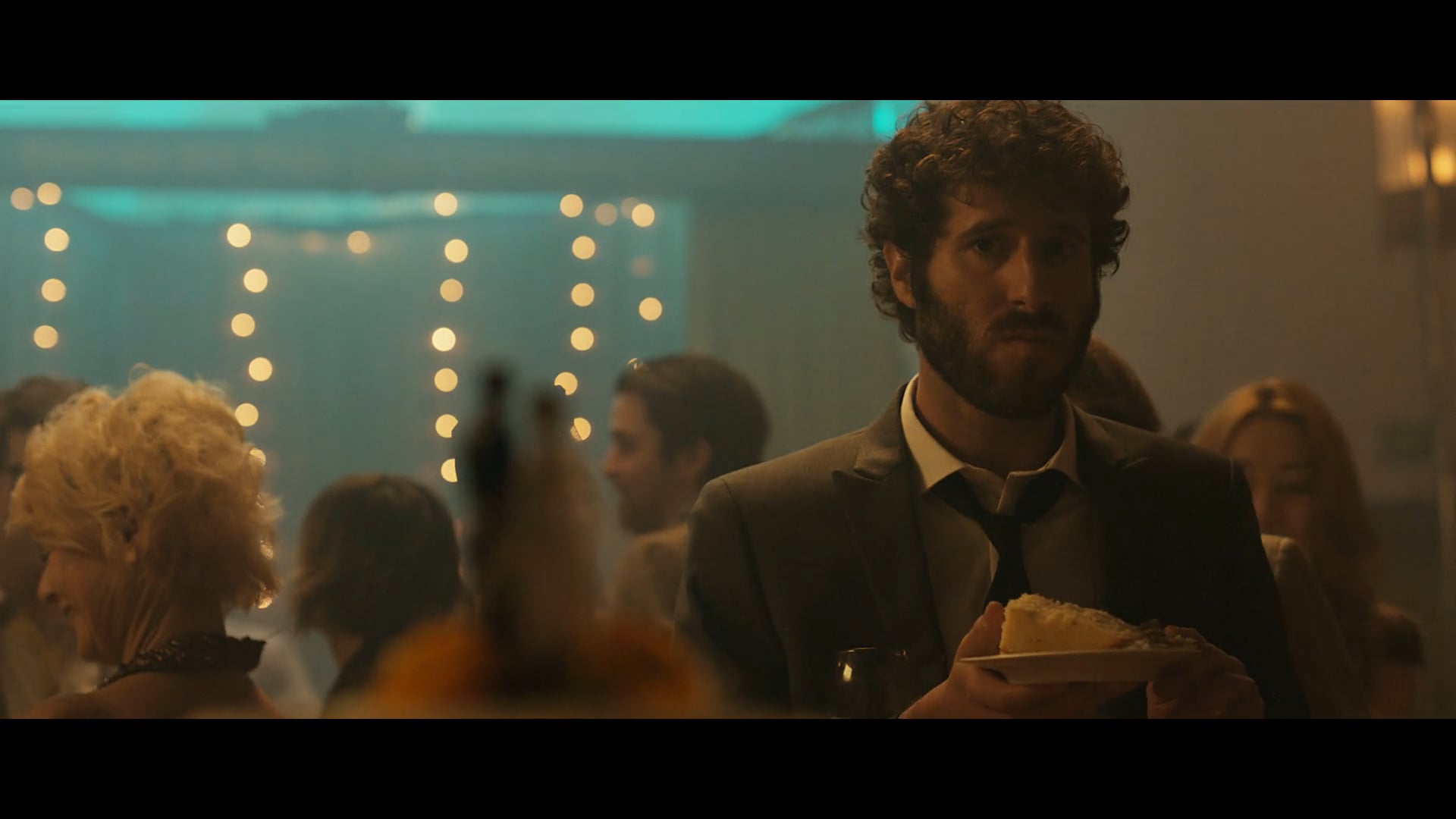 Lil Dicky ‘Molly’ Dir: James Lees