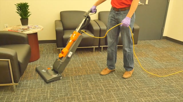 Vacuuming Procedures | Diversey