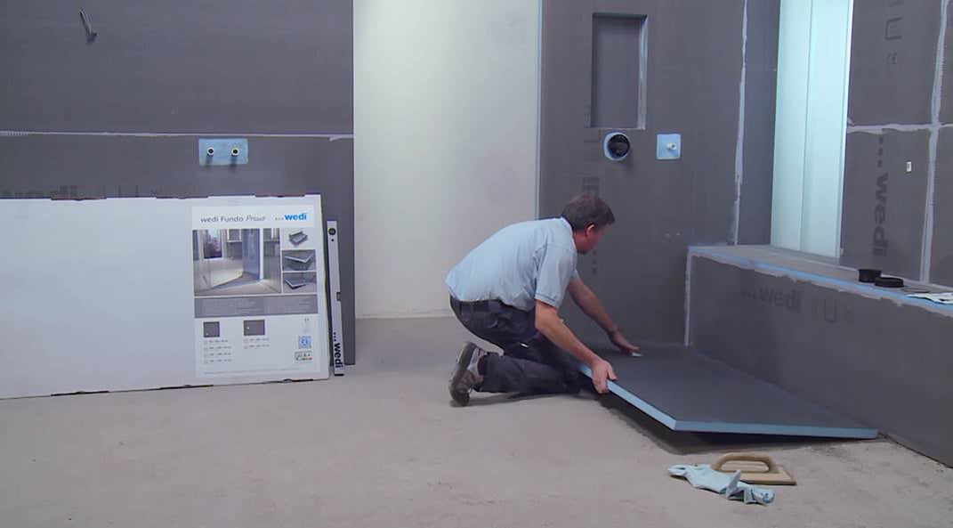 wedi | NL - Training: Inloopdouche Fundo Primo op betonnen vloer ...