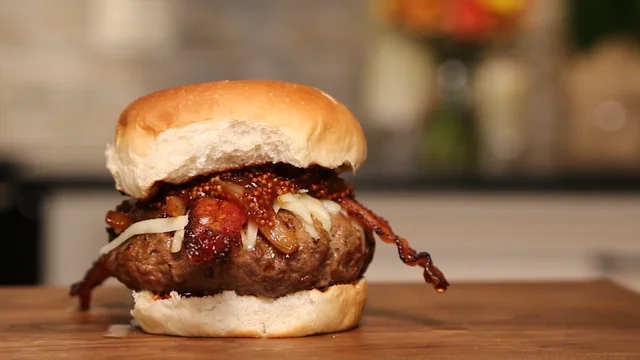 Maple Bacon Smash Burger - The Tipsy Housewife