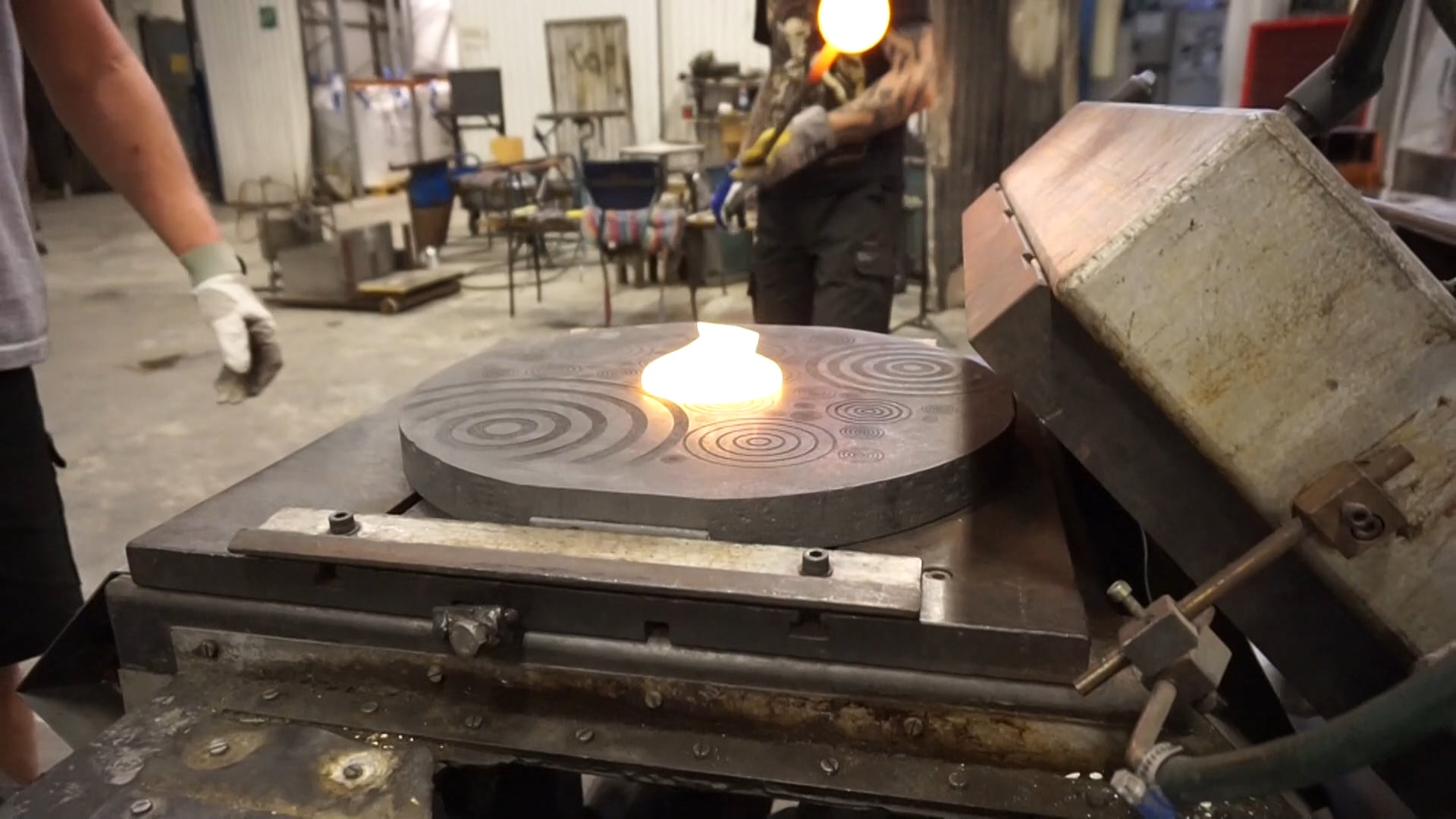 Visiting Magnor Glassverk