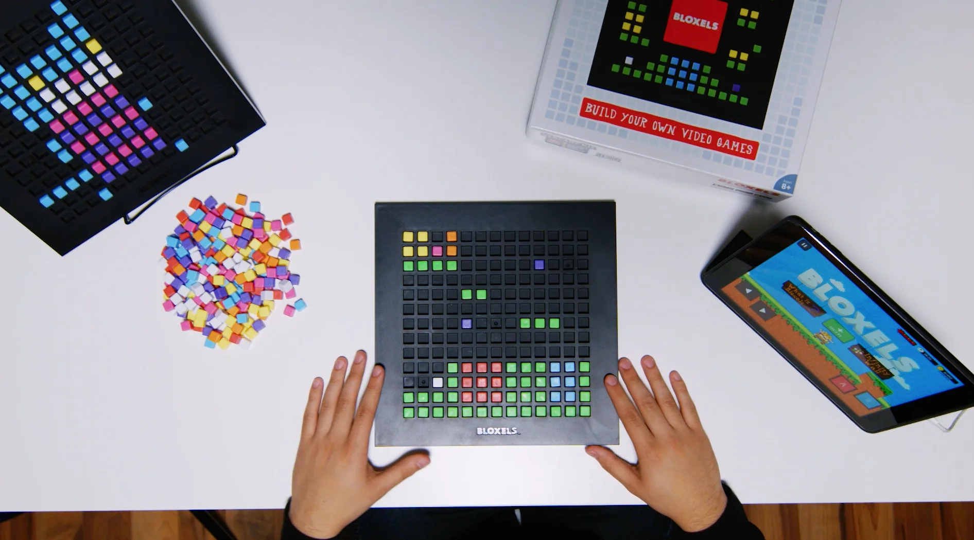  Bloxels Build Your Own Video Games: Official Kit