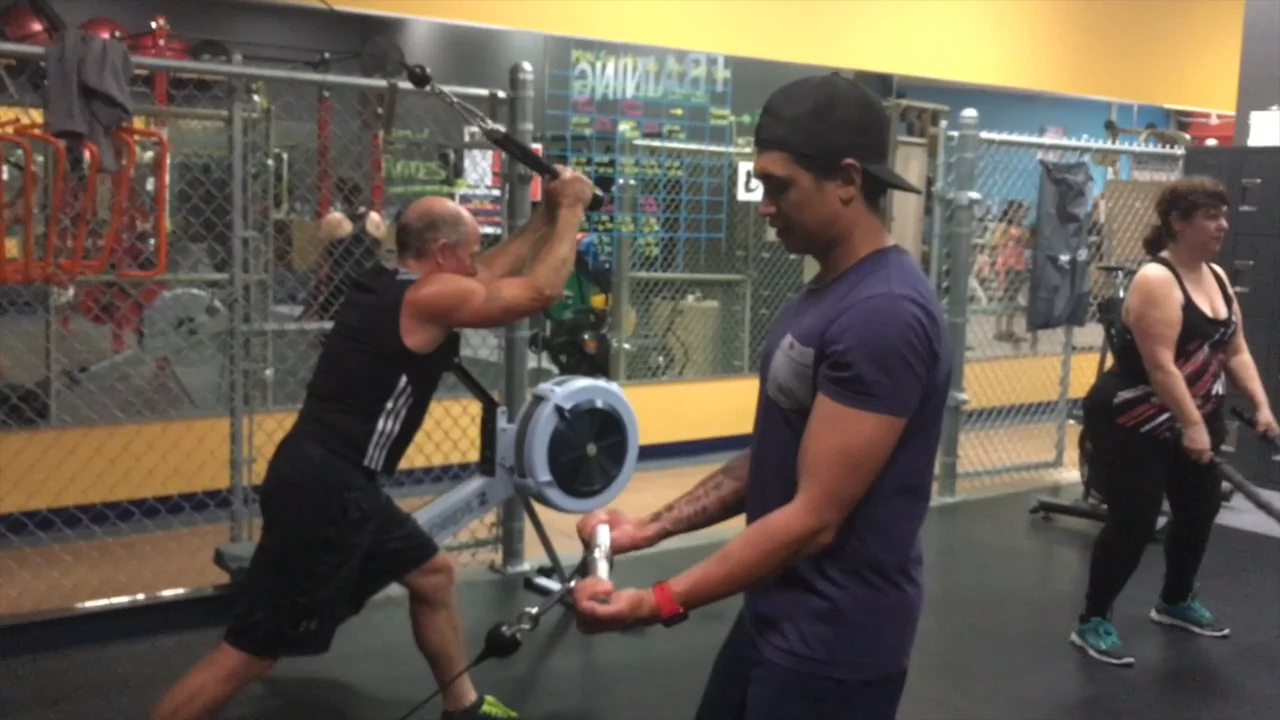 Group Training in "The Cage" on Vimeo