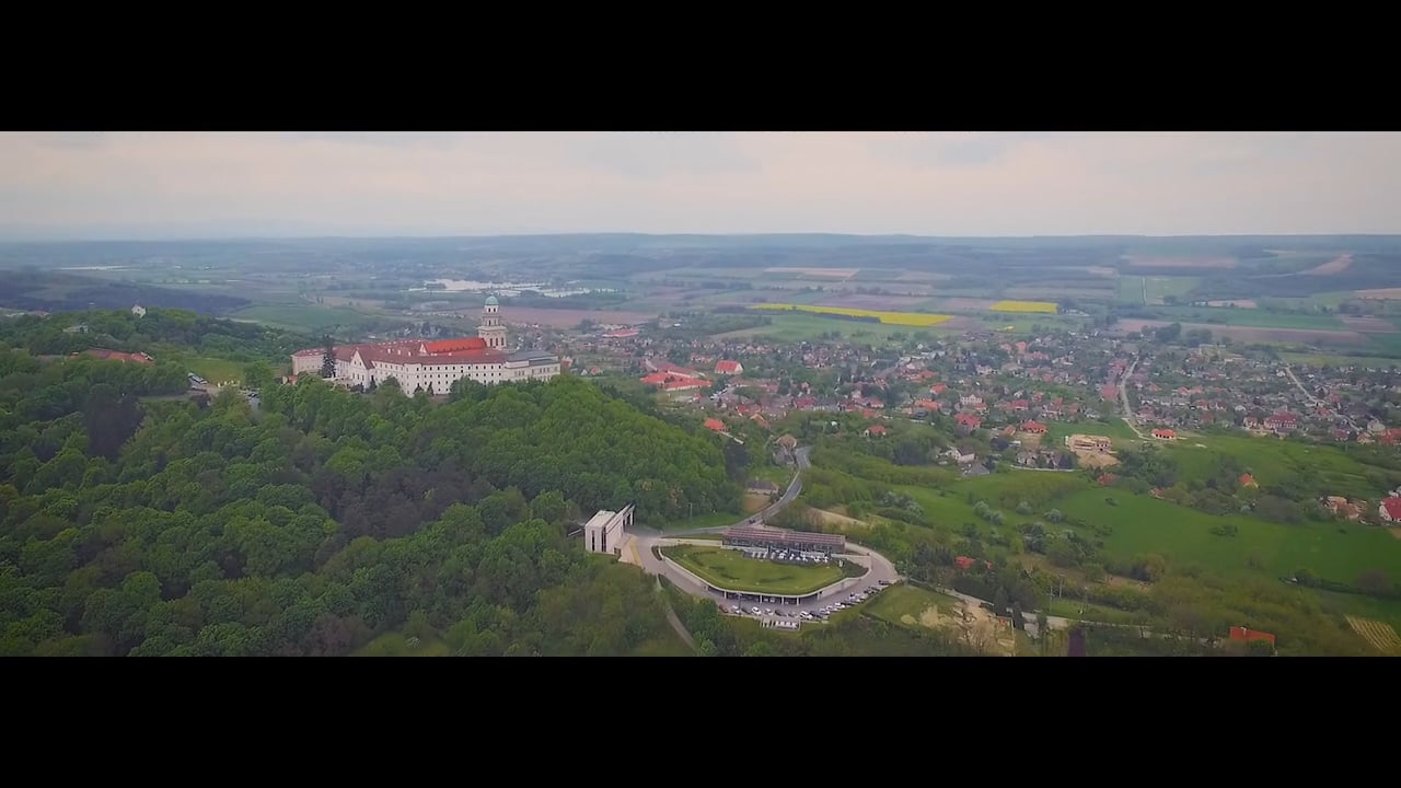 Szilvi + Balázs | 2016.05.28. | Pannonhalma