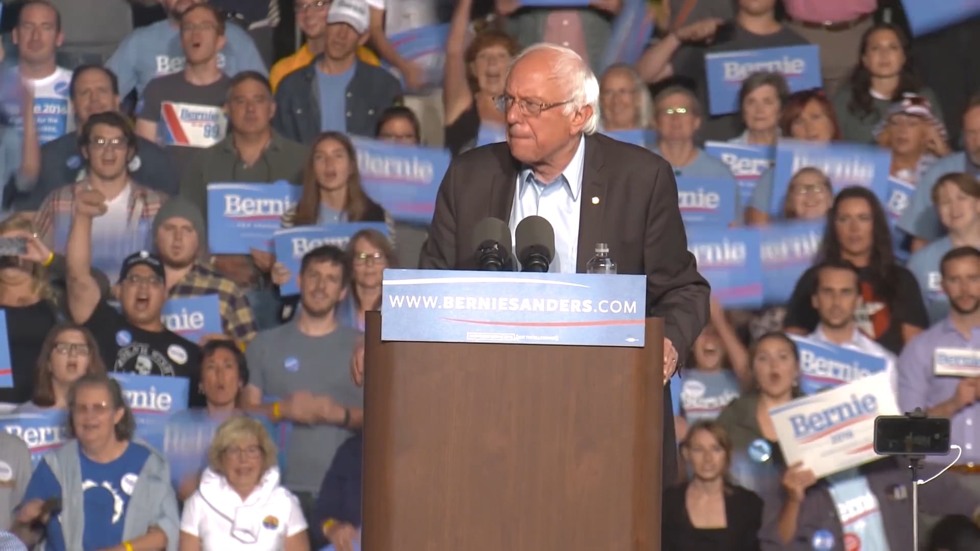 BERNIE 2016 "DEMOCRATS WIN" OFFICIAL SPOT