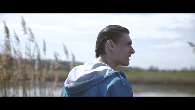 Kryminalny film krótkometrażowy - Świeżak, notuj