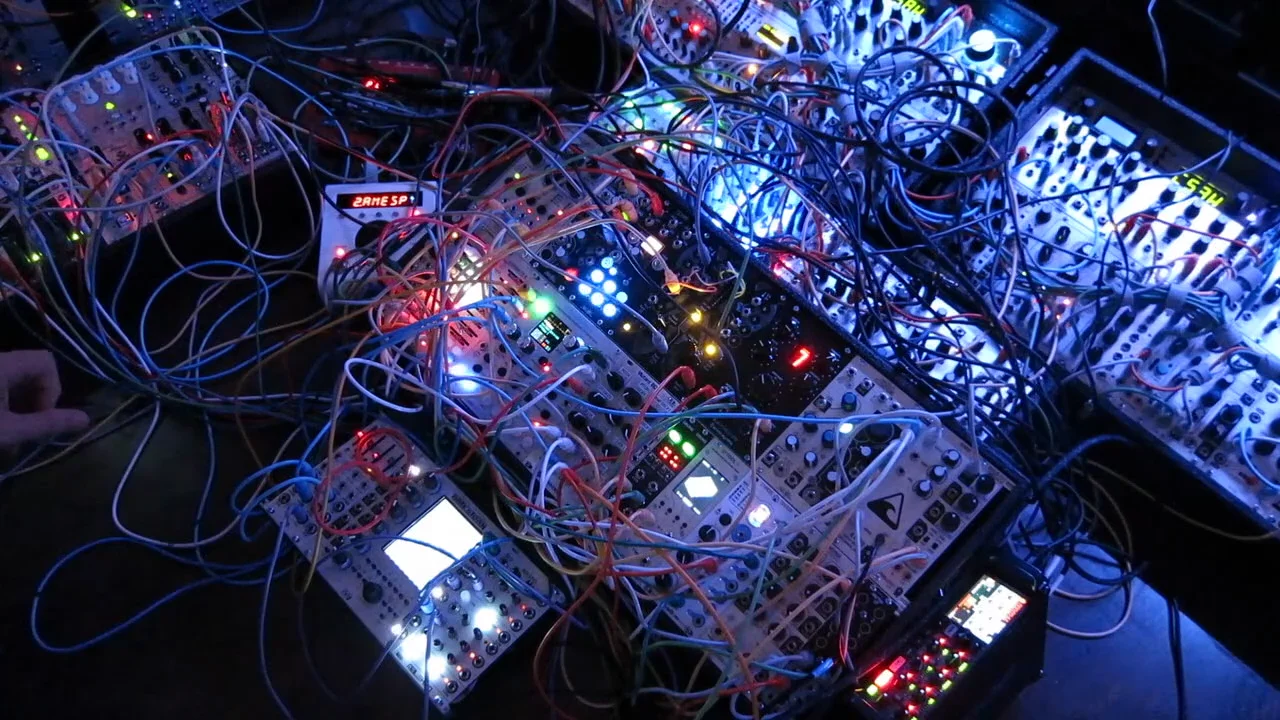 Mutant BD9 — HEXINVERTER ÉLECTRONIQUE | HEXINVERTER.NET | EURORACK