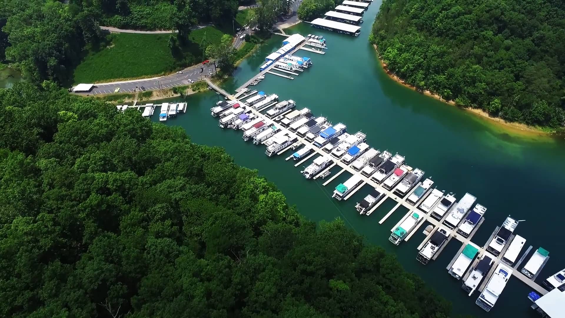 Holly Creek Resort & Marina Celina, TN on Vimeo