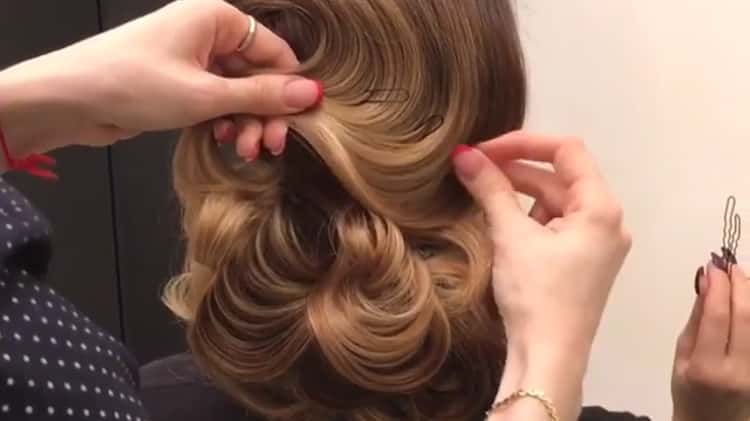 Причёска на основе плетения с резинками — Video | VK